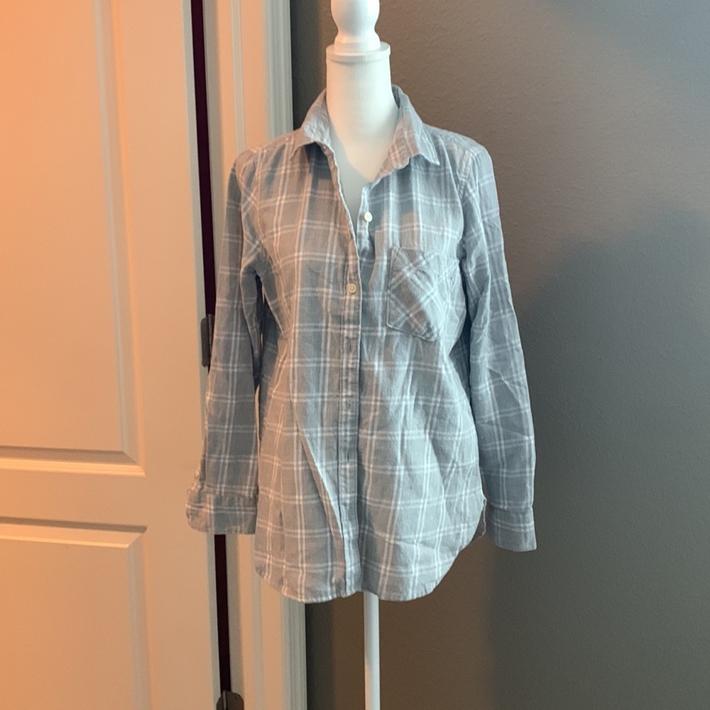 Old Navy Flannel Shirt Gray/White Plaid Size Medium